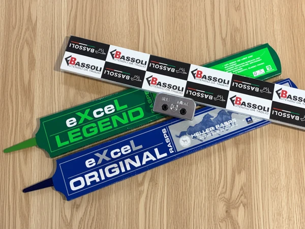 Der extra breite Handschutz für Hufraspeln von Double S, die sogenannte eXceL Endkappe, ist für verschiedene Raspeln bis 50mm Breite geeignet.