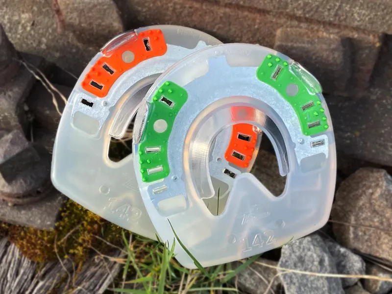 Ferro di cavallo a sangue freddo in vari gradi di durezza della plastica