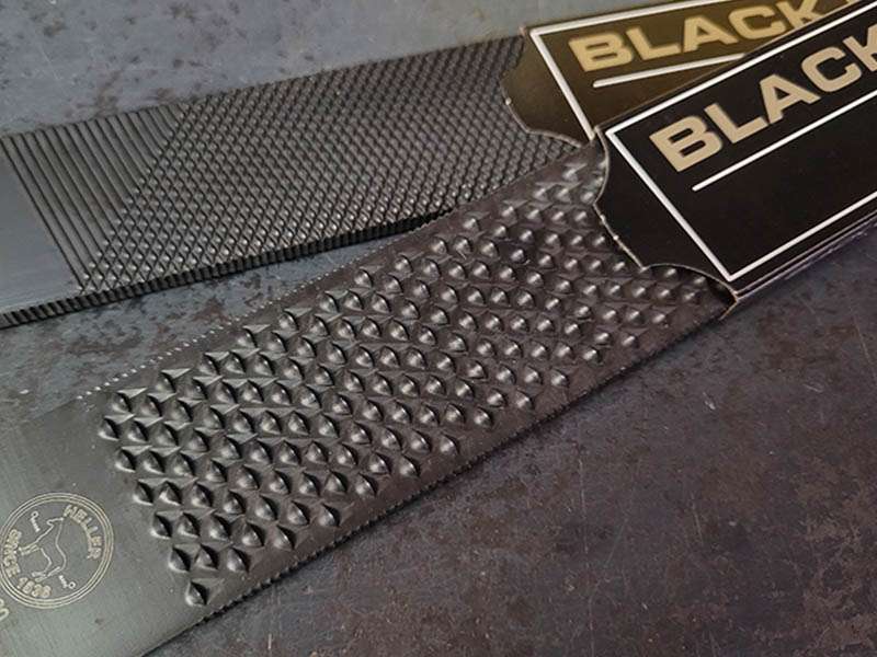 Râpe à sabot Heller Black Legend avec protection contre la rouille