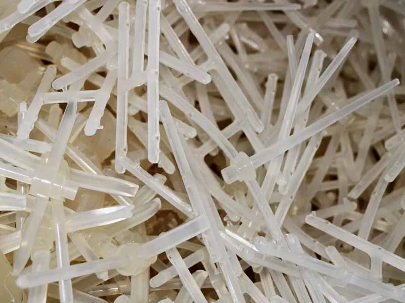 Différentes carottes de fers composites en plastique.