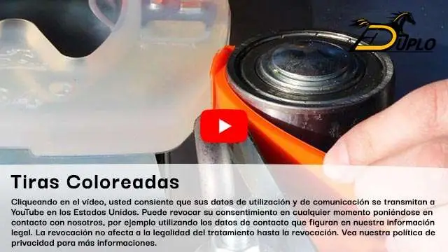 Soldadura de tiras coloreadas de plástico a una herradura compuesta